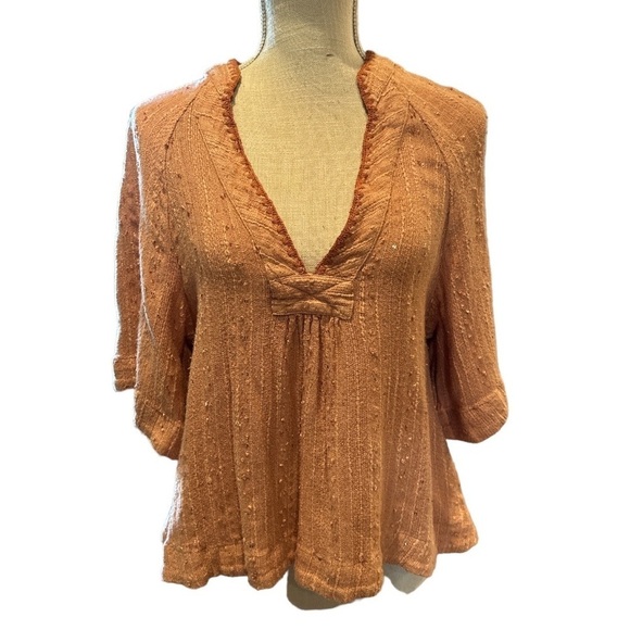 EUC - Free People Peach Sequin Embroidered Flutter Sleeve Woven top - size XS - Picture 7 of 9